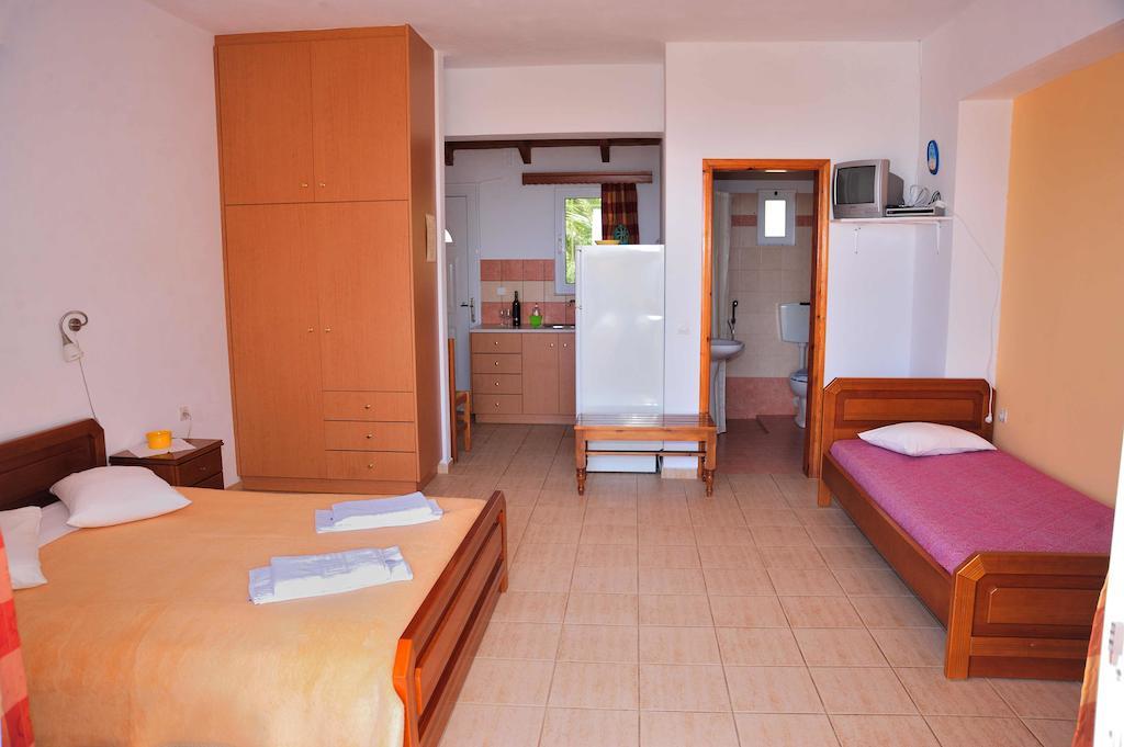 Anemoni Studios Plakias Room photo